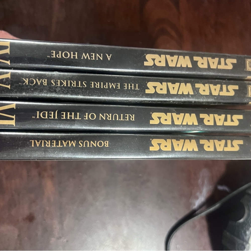 Star Wars 4-Disc DVD Trilogy Box Set